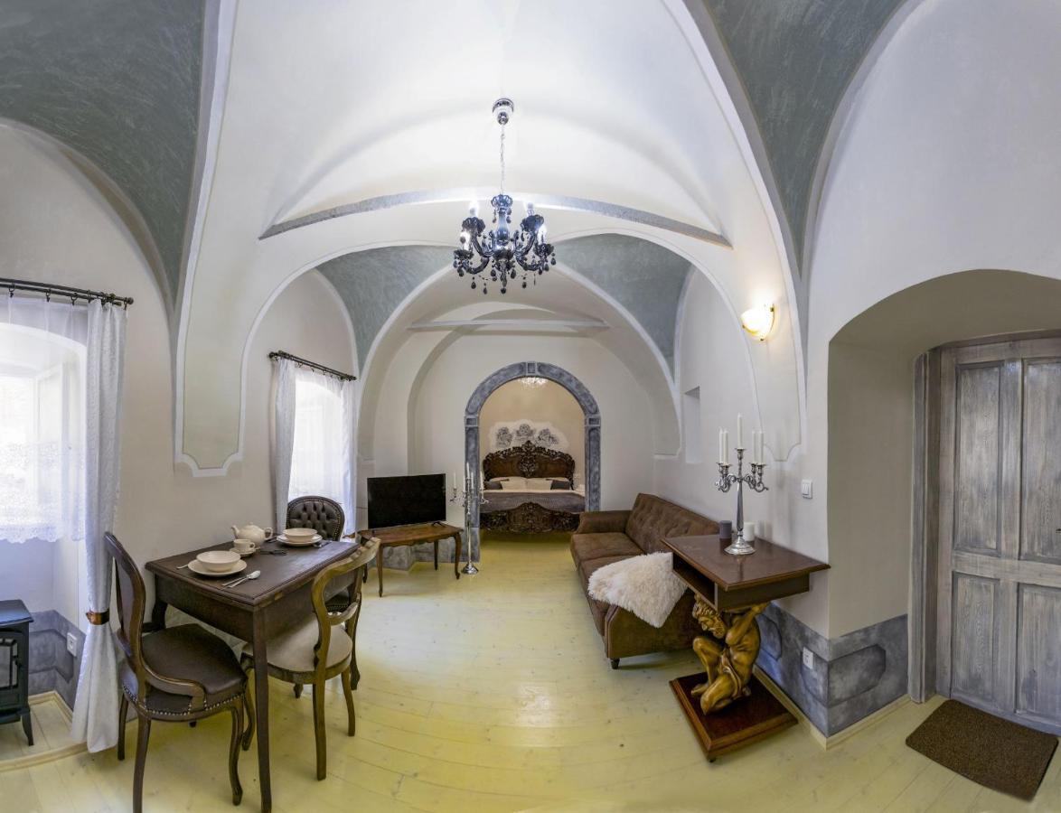 Apartman Charlotte V Dome So Studnou Na Streche Banská Štiavnica Zewnętrze zdjęcie
