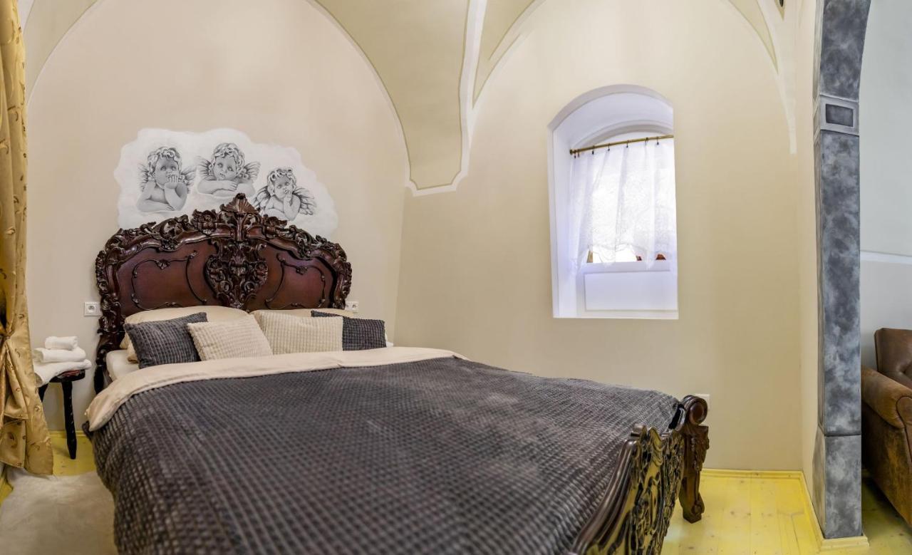 Apartman Charlotte V Dome So Studnou Na Streche Banská Štiavnica Zewnętrze zdjęcie