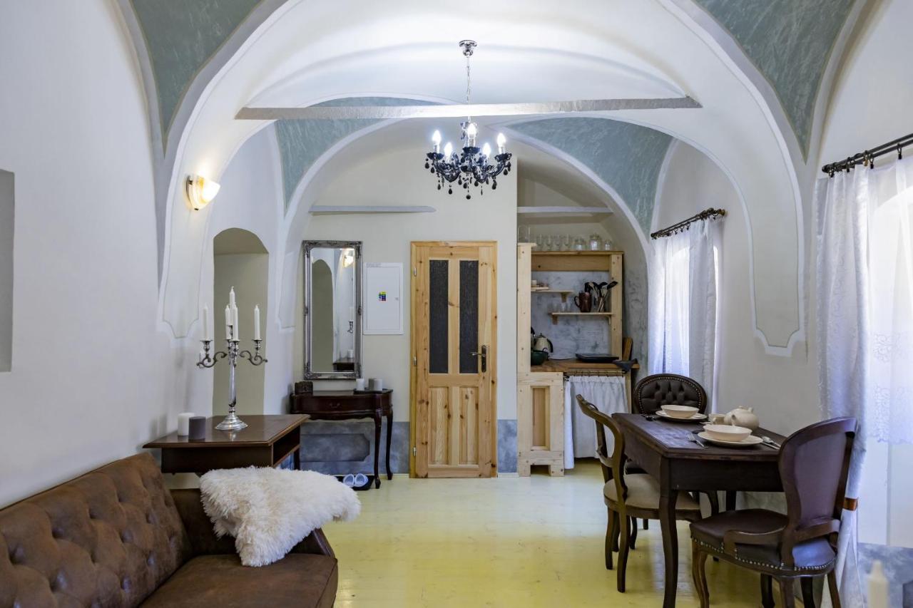 Apartman Charlotte V Dome So Studnou Na Streche Banská Štiavnica Zewnętrze zdjęcie